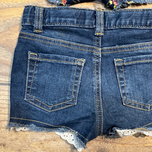 Cat and Jack Girls Denim Shorts stretch shorts 3T and 4T Geranimals White Tank - Picture 8 of 16